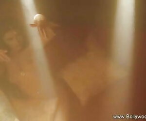সুন্দরি সেক্সি সেক্স ভিডিও হট মহিলার